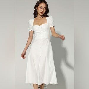 Cider Solid Square Neck Midi
Dress